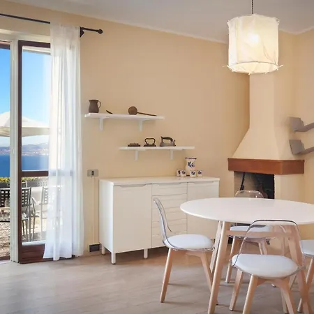 Apartment Ai Vigneti With Pool Bardolino