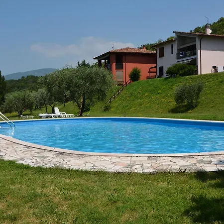 Ai Vigneti With Pool ברדולינו