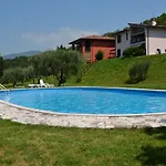 Ai Vigneti With Pool باردولينو